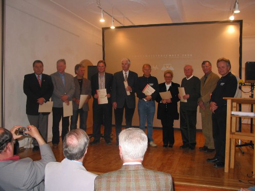 ../Images/31gruppenfoto_bronze.jpg